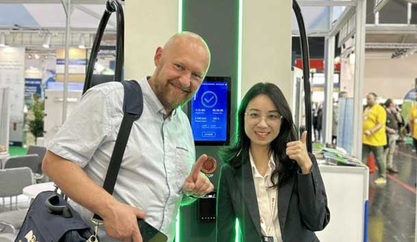 优越会闪耀2024欧洲智慧能源展丨聚焦创新技术，共筑全球碳中和未来(图9)