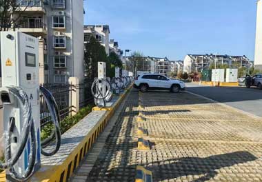 720kw液冷充电主机充电枪功率及充电？榈瘸＜侍