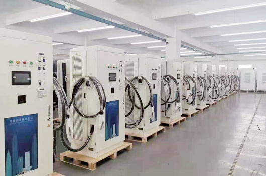 为什么新能源汽车充电桩采用交流充电桩？